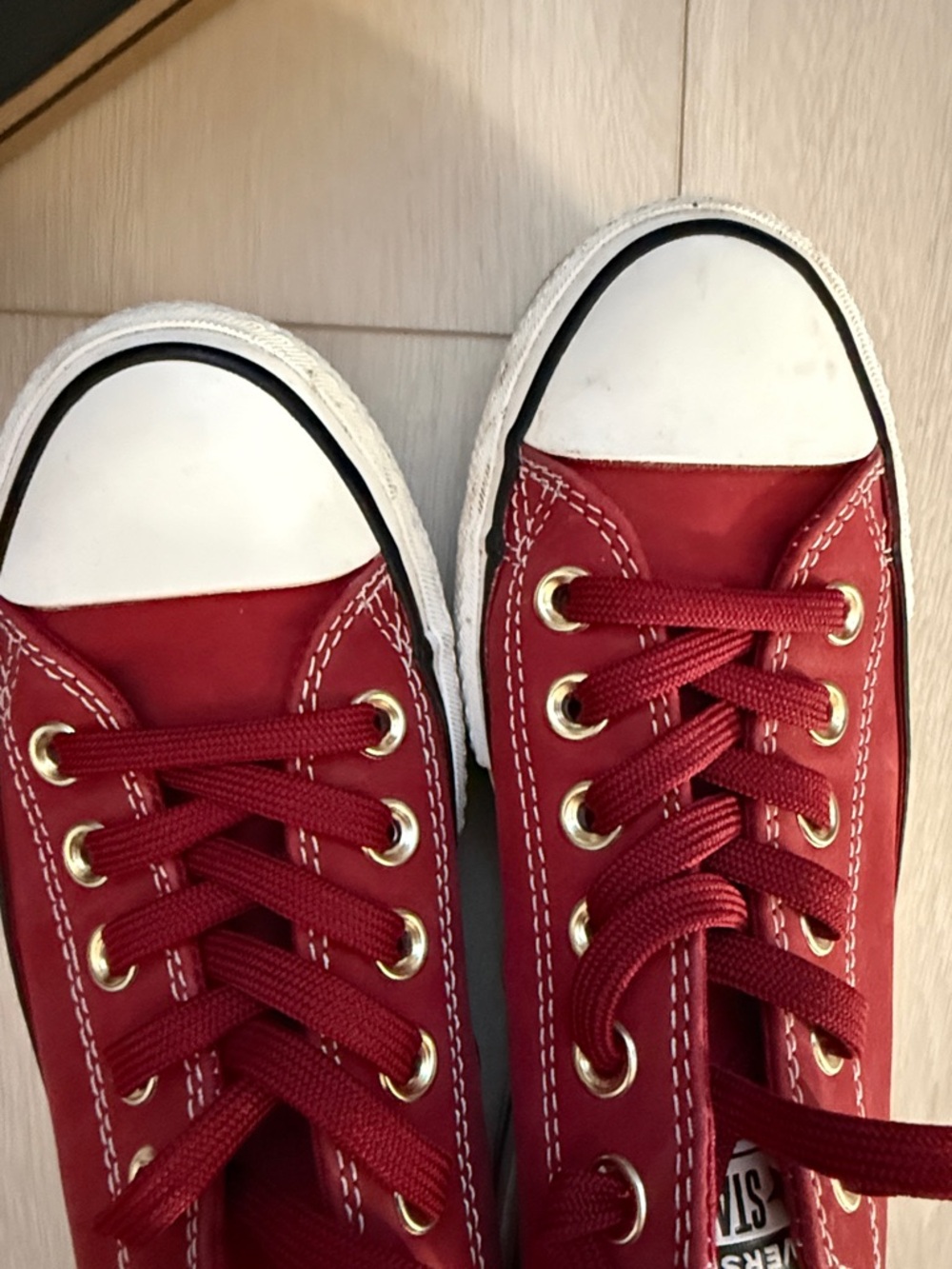 Converse Maroon Low-Top Platformed Canvas Sneakers - Picture 12 of 12
